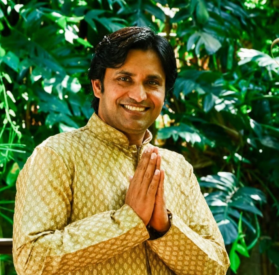 Anand Nirgun, formador en marmaterapia
